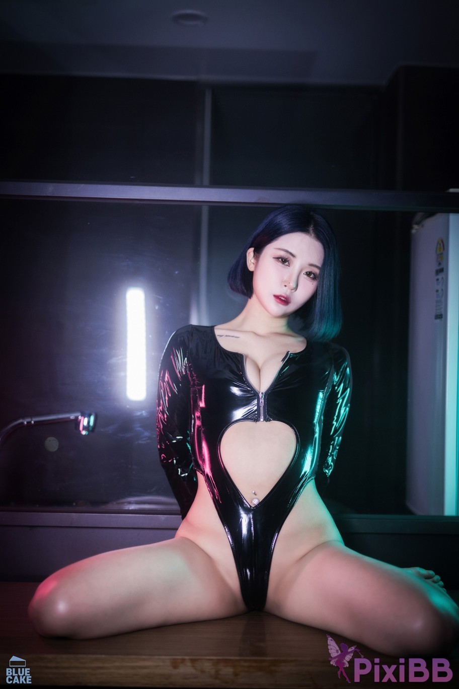 BLUECAKE Bomi City of Night PixiBB.COM 052