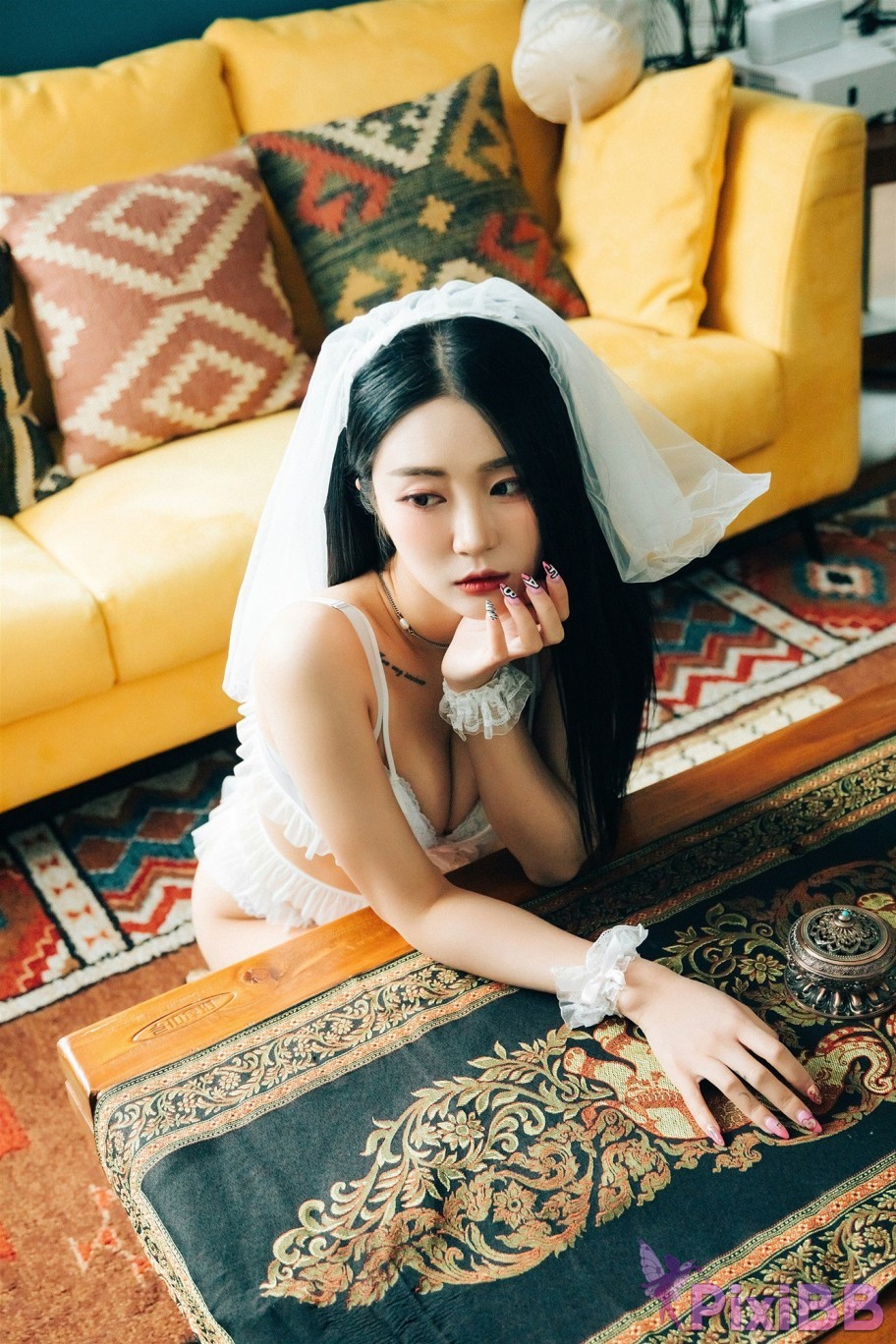 Loozy Bomi Holiday PixiBB.COM 031