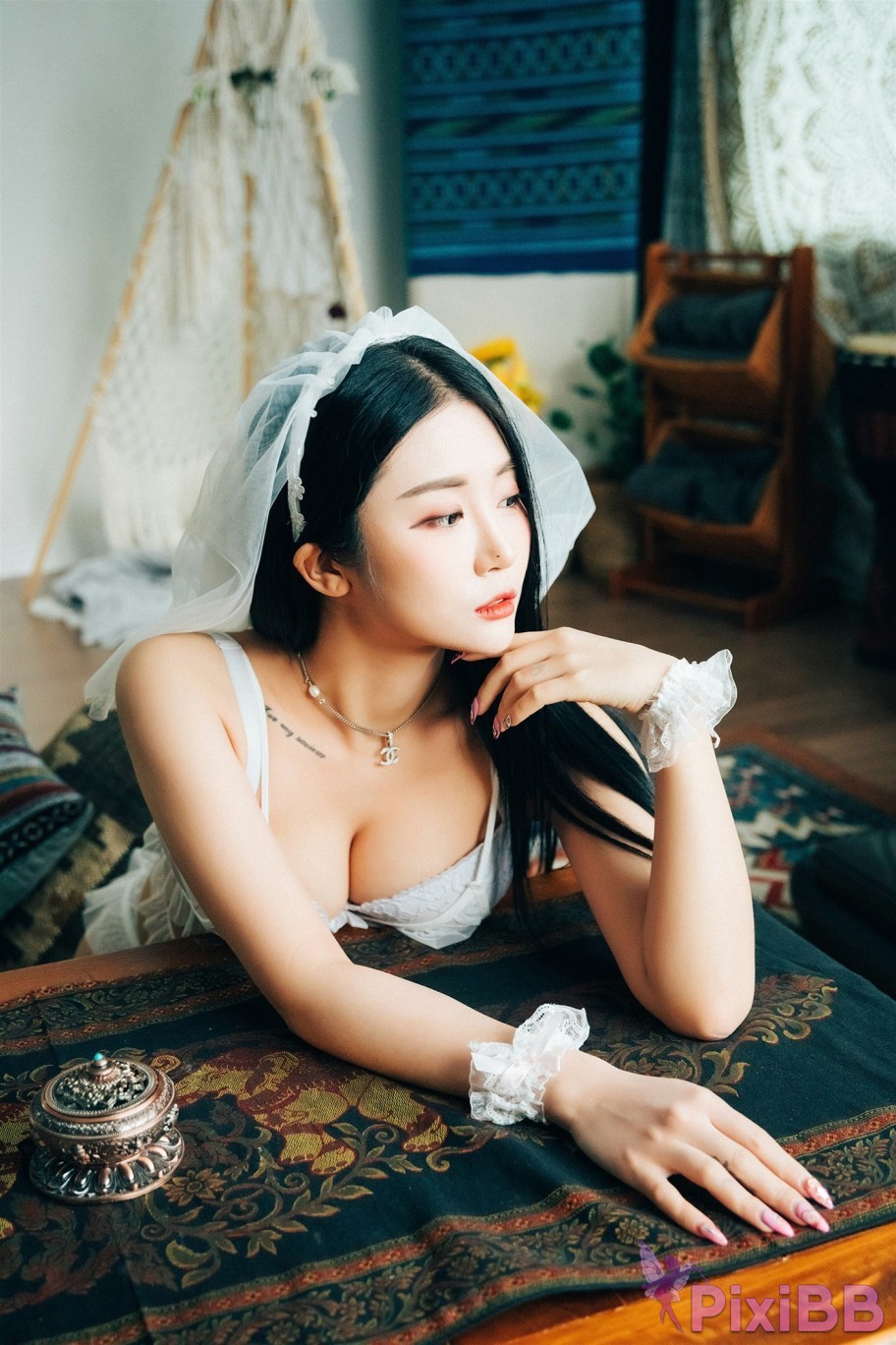 Loozy Bomi Holiday PixiBB.COM 034