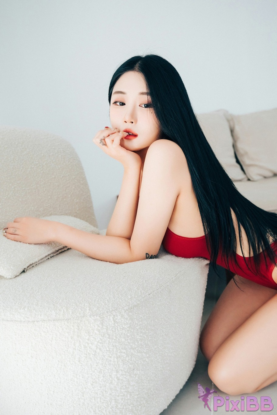 Loozy Bomi Thin Piece Between PixiBB.COM 011